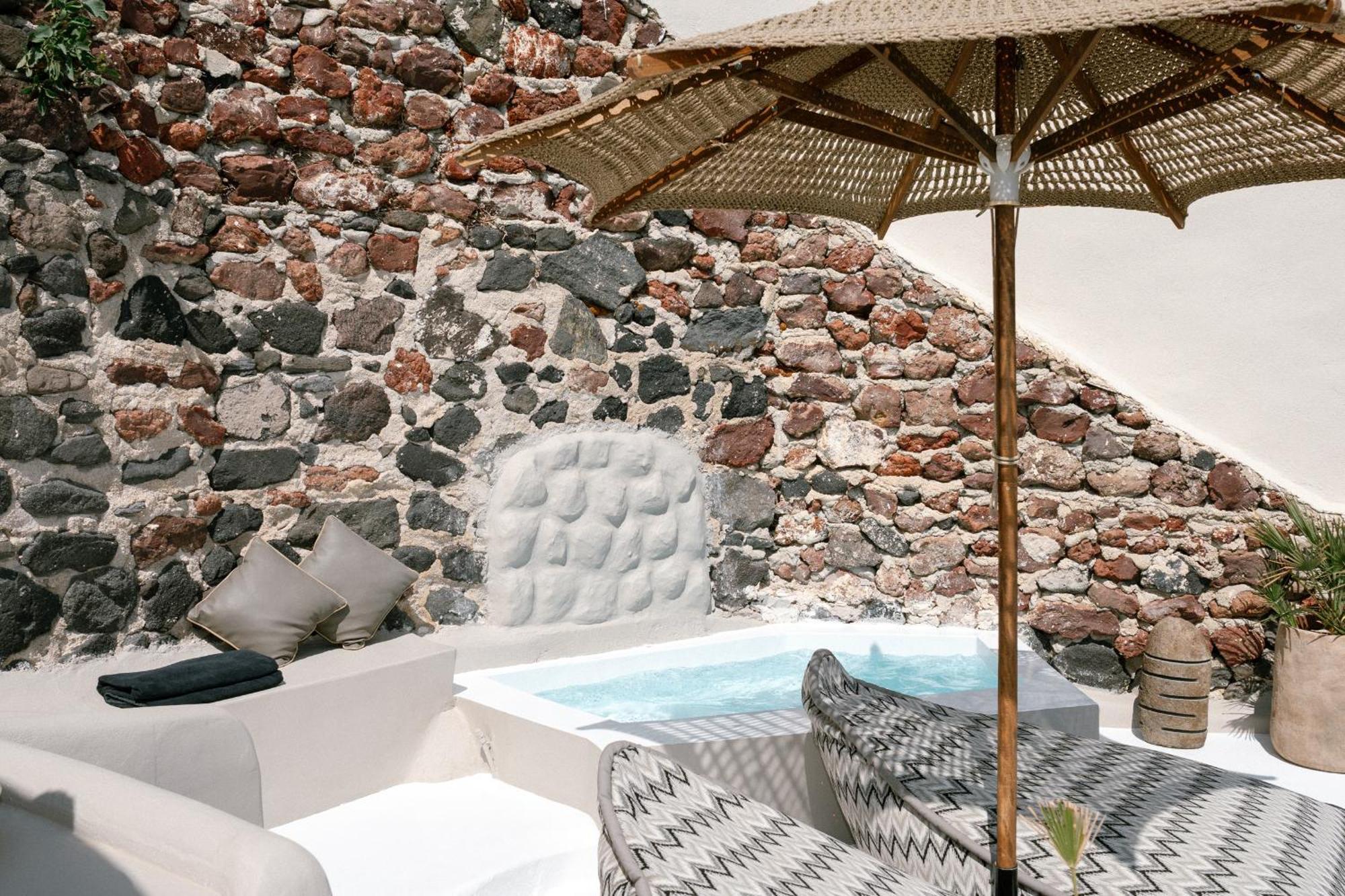 Nano Canaves Villa Oia (Santorini)