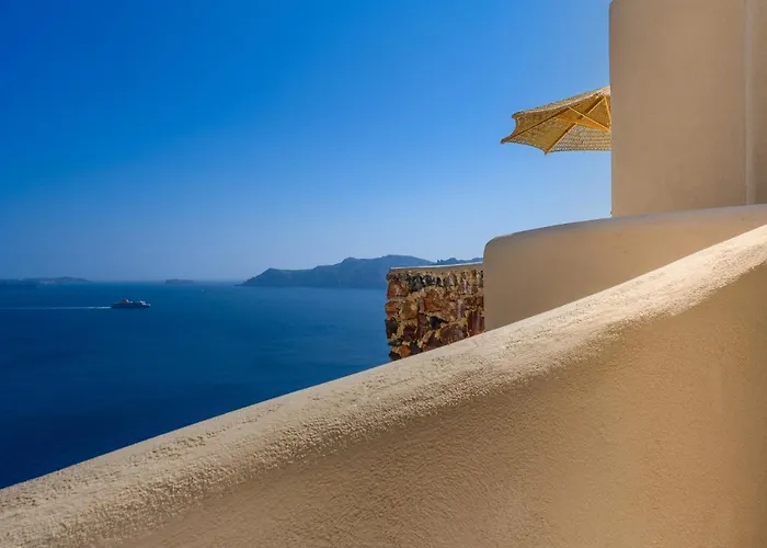 Nano Oia Canaves